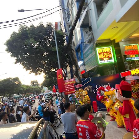 Hanh Trang Hotel Thành Pho Ho Chí Minh Esterno foto