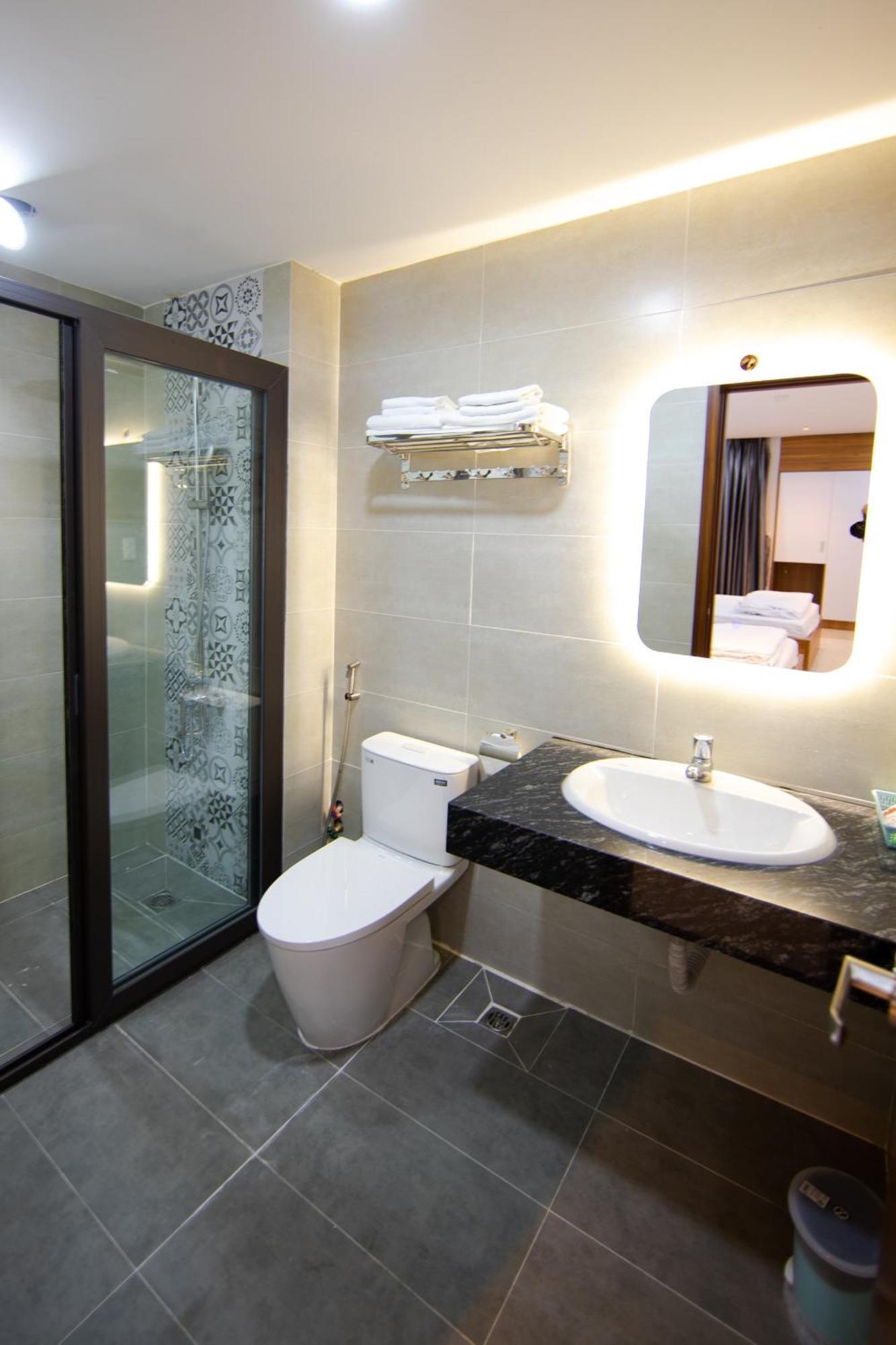 Hanh Trang Hotel Thành Pho Ho Chí Minh Esterno foto